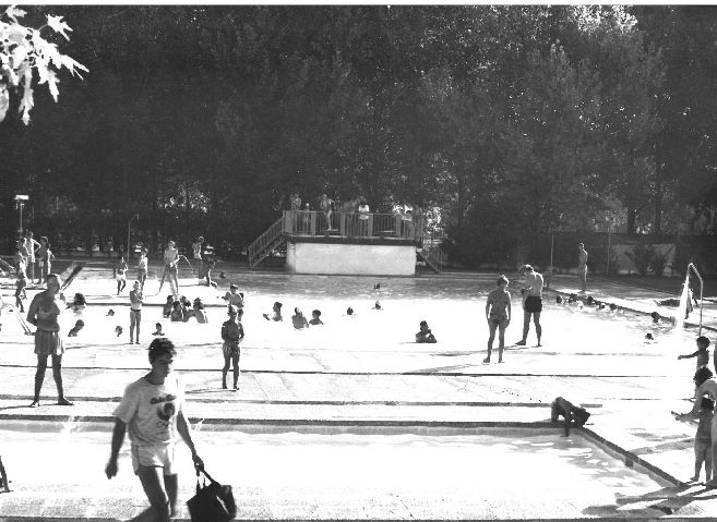 Piscinas municipales. 11 de agosto de 1988.