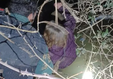 La mujer, rescatada el pasado mes de febrero, estuvo sumergida en el agua al menos dos horas hasta que pudo ser rescatada.