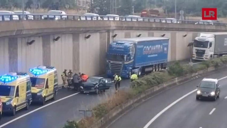 Colisión en la circunvalación de Logroño