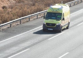 Una ambulancia en una imagen de archivo.