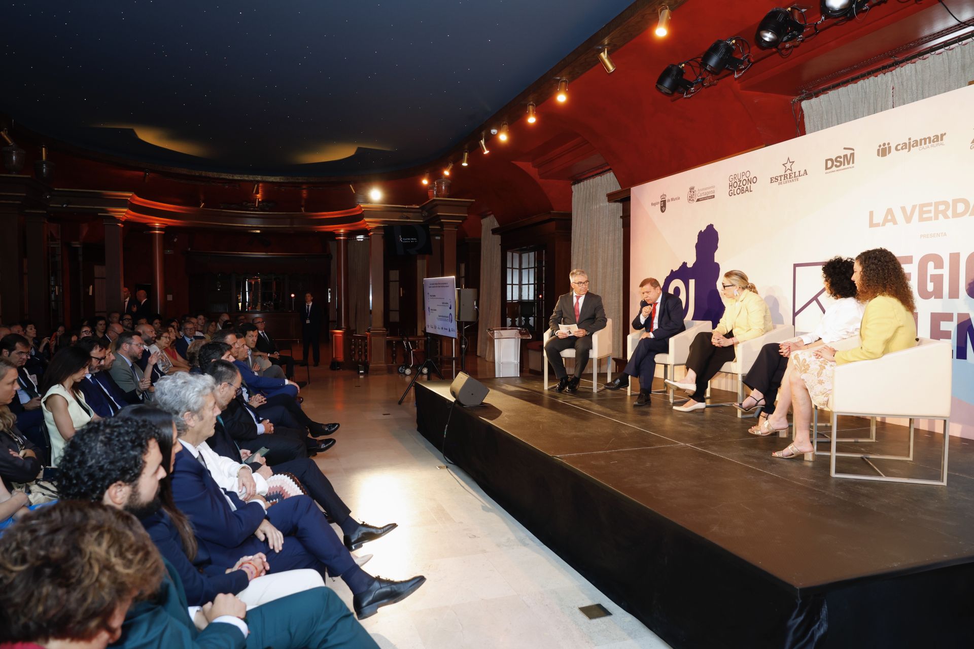 Las imágenes de la presentación de Región de Talentos en el Teatro Real de Madrid