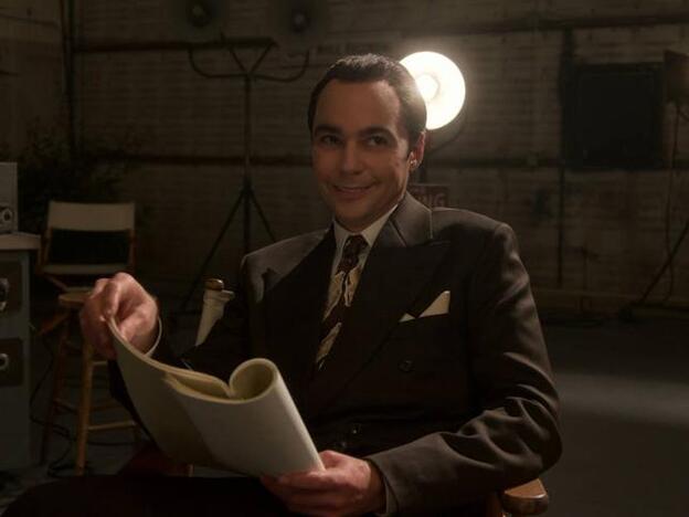Jim Parsons interpreta al cazatalentos Henry Willson.