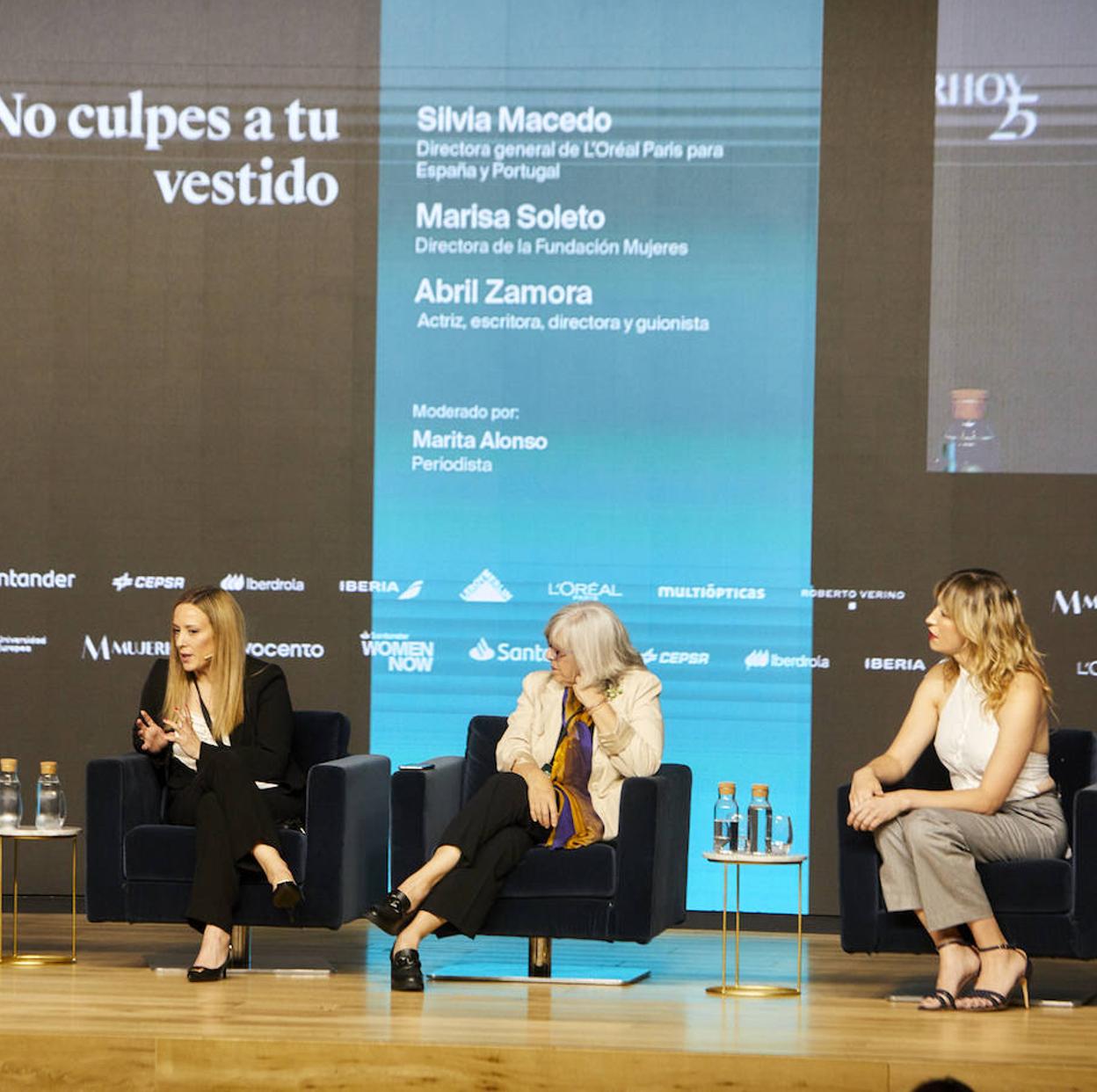 Silvia Macedo charla sobre acoso callejero con Abril Zamora y Marisa Soleto en el congreso Santander WomenNOW