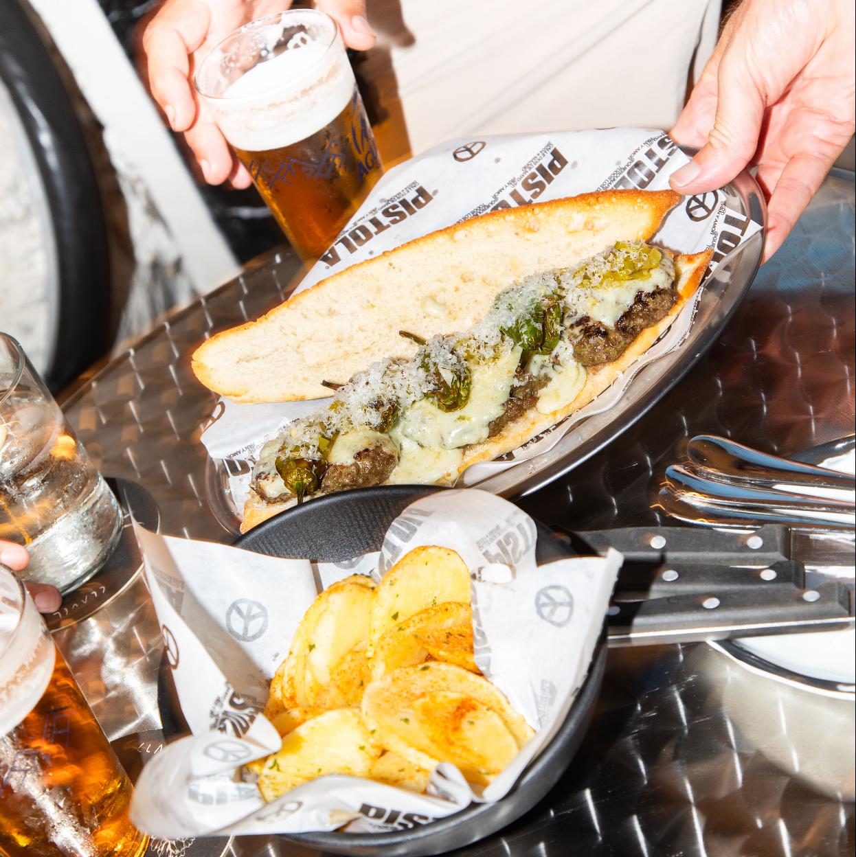 Bocadillo gourmet: la nueva propuesta gastro que triunfa en Malasaña