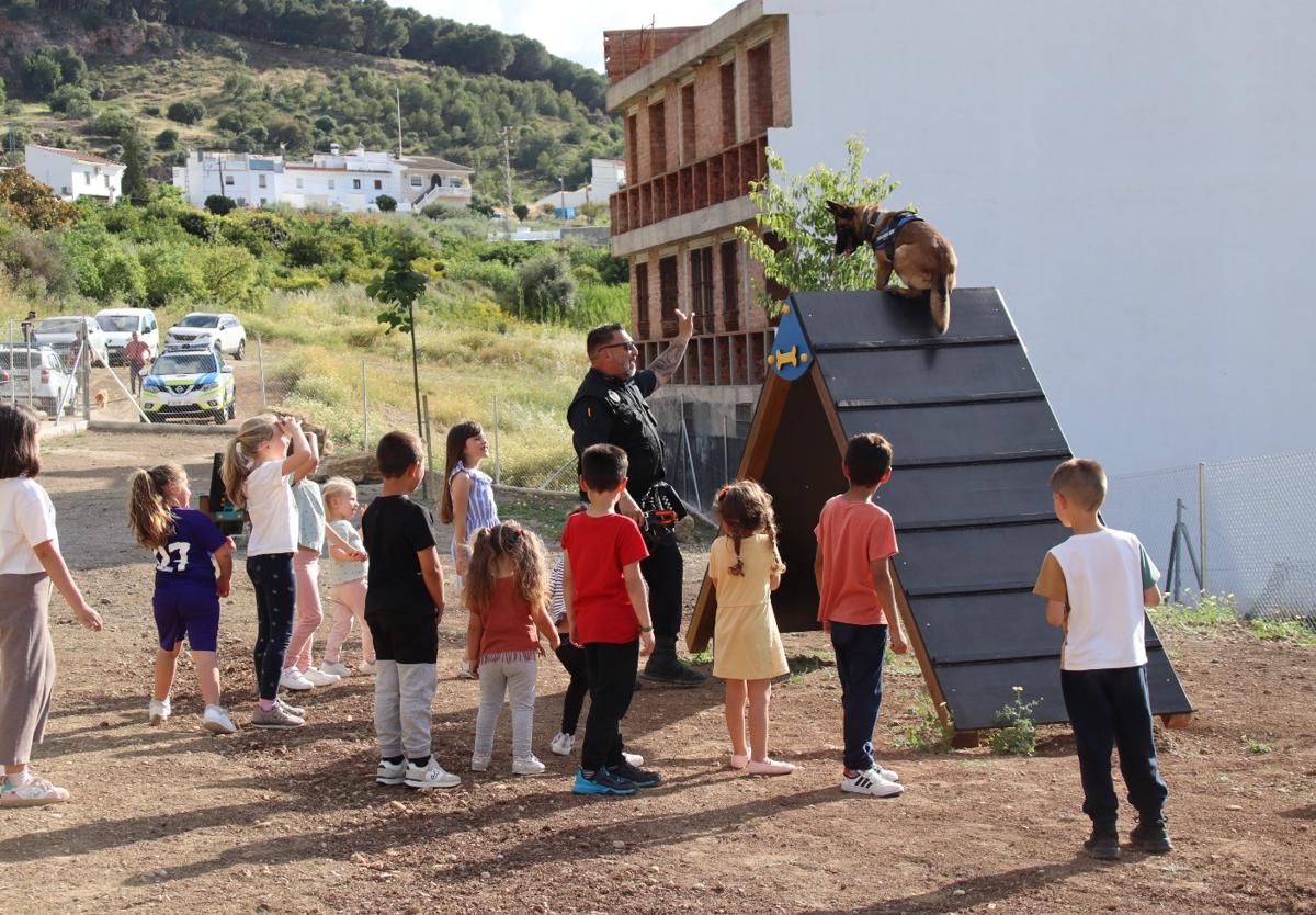 Alhaurín el Grande unveils its new 2,000-square-metre dog park